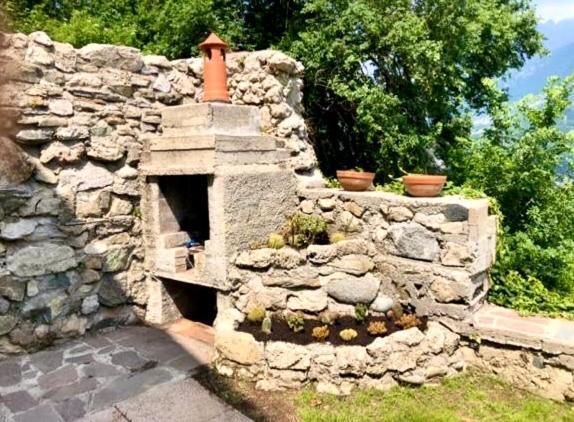 La Dimora Degli Olivi Dependance Villa Galbiate Kültér fotó